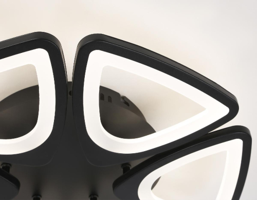 Потолочная люстра Ambrella Light Acrylica Original FA4495 изображение в интернет-магазине Cramer Light фото 7