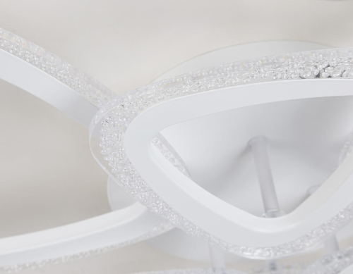 Потолочная люстра Ambrella Light Acrylica Original FA4512 изображение в интернет-магазине Cramer Light фото 6