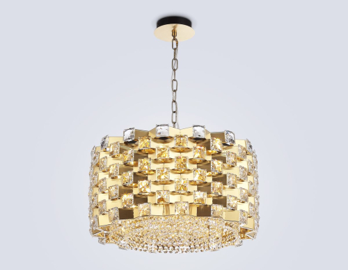 Подвесная люстра Ambrella Light High Light Crystal LH41003 изображение в интернет-магазине Cramer Light фото 2