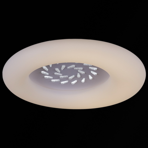 Потолочная люстра Reluce 09048-0.3-115W WT изображение в интернет-магазине Cramer Light