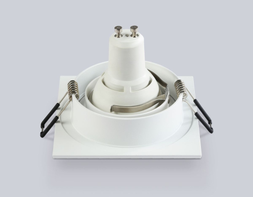 Точечный светильник MR16 Ambrella Light Techno Spot A8924 изображение в интернет-магазине Cramer Light фото 3