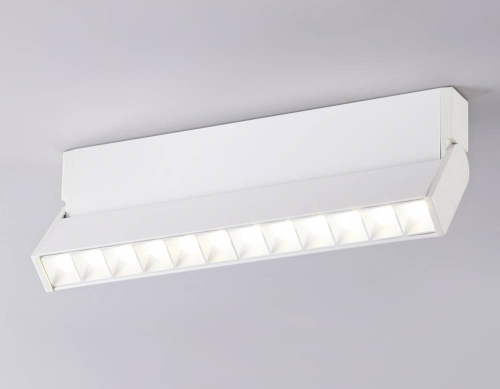 Настенно-потолочный светильник Ambrella Light Move TA1825 изображение в интернет-магазине Cramer Light фото 2