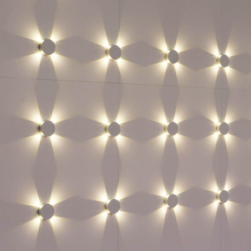 Настенный светодиодный светильник Arte Lamp Tamburello A1525AP-1WH изображение в интернет-магазине Cramer Light фото 4