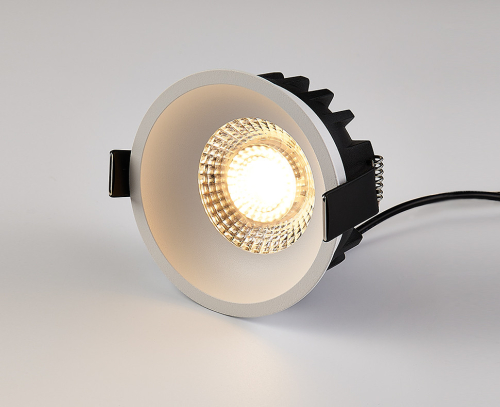 Встраиваемый светильник Italline IT08-8042 white 3000K изображение в интернет-магазине Cramer Light фото 2