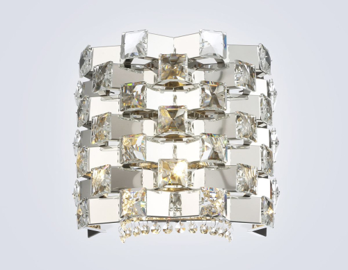 Настенный светильник Ambrella Light High Light Crystal LH41012 изображение в интернет-магазине Cramer Light фото 2