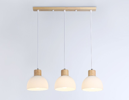 Подвесной светильник Ambrella Light Traditional TR83135 изображение в интернет-магазине Cramer Light фото 3