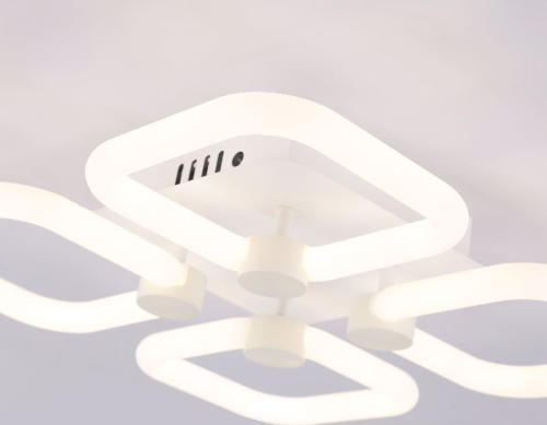 Потолочная люстра Ambrella Light Acrylica Original FA3819 изображение в интернет-магазине Cramer Light фото 6
