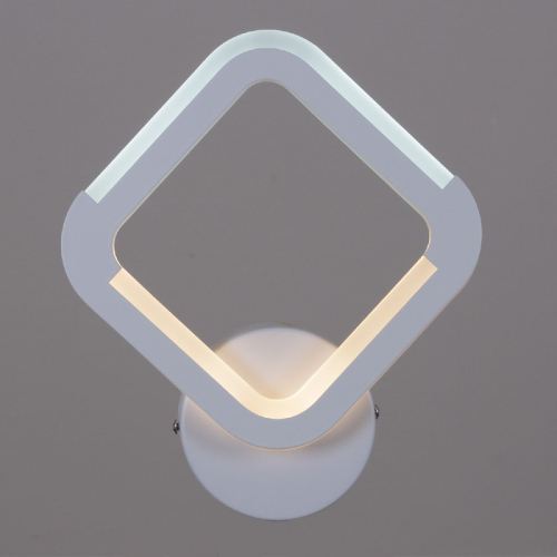 Настенный светильник Reluce 09821-3.2-01 WH изображение в интернет-магазине Cramer Light фото 3