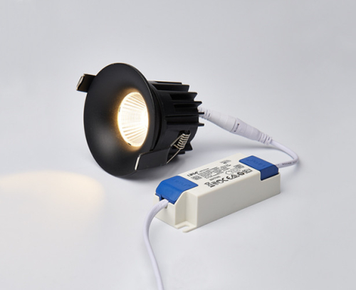 Встраиваемый светильник Italline IT06-6016 black 3000K изображение в интернет-магазине Cramer Light фото 2