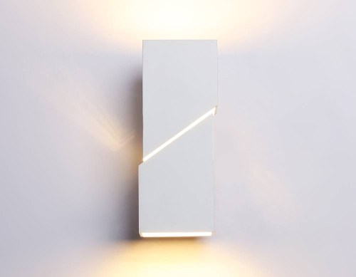 Настенный светильник Ambrella Light Wall FW2474 изображение в интернет-магазине Cramer Light фото 2