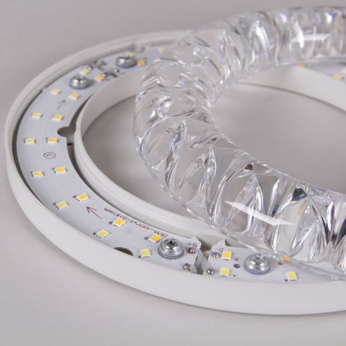 Настенный светильник Reluce 19847-0.2-01B WH изображение в интернет-магазине Cramer Light фото 3