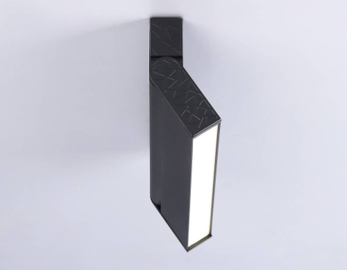 Настенно-потолочный светильник Ambrella Light Move TA1821 изображение в интернет-магазине Cramer Light фото 3