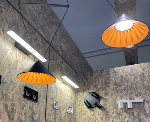 Подвесной светильник Italline IT03-1429 black/orange изображение в интернет-магазине Cramer Light фото 4