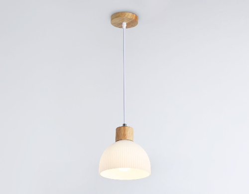 Подвесной светильник Ambrella Light Traditional TR83133 изображение в интернет-магазине Cramer Light фото 3