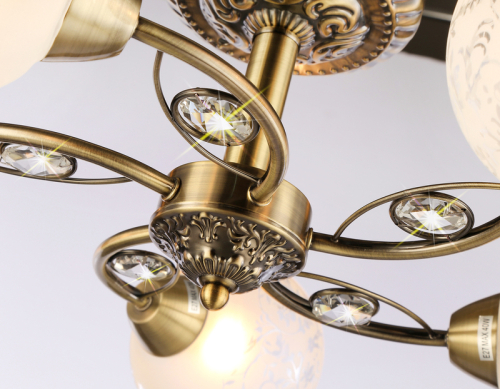 Потолочная люстра Ambrella Light Traditional TR3064 изображение в интернет-магазине Cramer Light фото 6